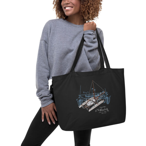 Herreshoff Catamaran Tote Large in action Herreshoff Catamaran Tote Large in action